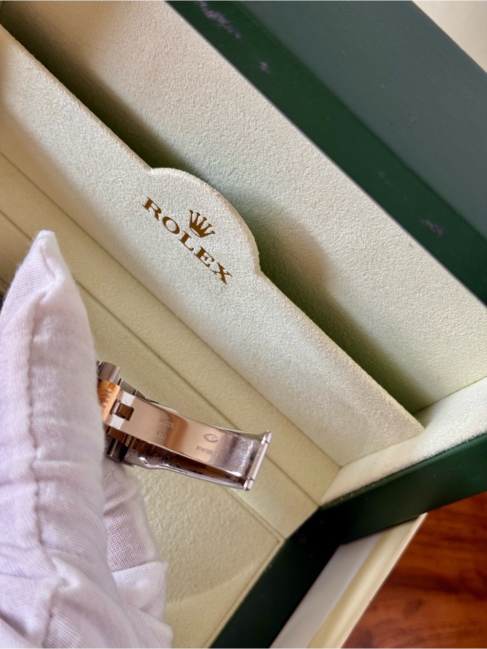 AUTHENTIC Rolex 36 mm  Oyster Perpetual Datejust Green Warranty Card and Tag - Picture 16 of 17
